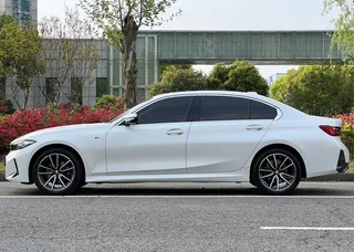 BMW 3 Series 2023 325Li M Sports suit exterior photo 5