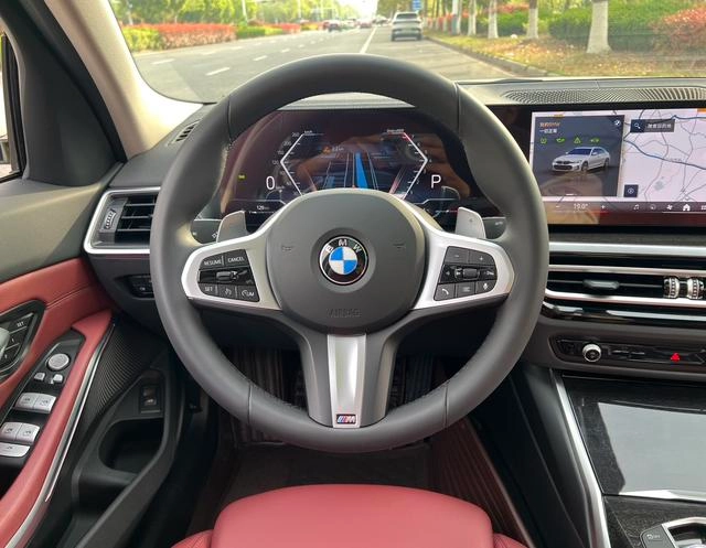 BMW 3 Series 2023 325Li M Sports suit interior photo 11