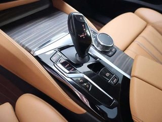 BMW 6 Series GT 2021 Restyling 630i Luxury Design Set interior photo 13