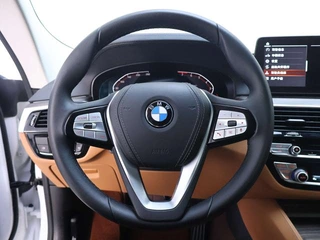 BMW 6 Series GT 2021 Restyling 630i Luxury Design Set interior photo 17
