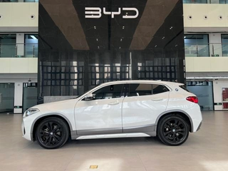 BMW X2 2021 Reforma sDrive25i M Traje todoterreno exterior foto 2