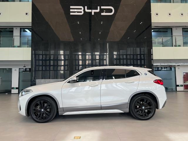 BMW X2 2021 Reforma sDrive25i M Traje todoterreno exterior foto 2
