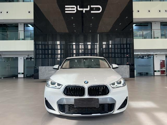 BMW X2 2021 Reforma sDrive25i M Traje todoterreno exterior foto 3