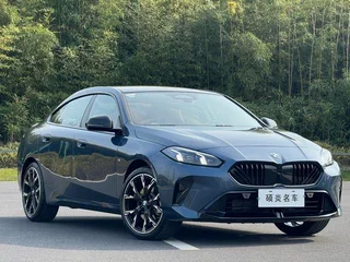 BMW 2 Series 2025 225L M Traje nocturno deportivo Yao exterior foto 3