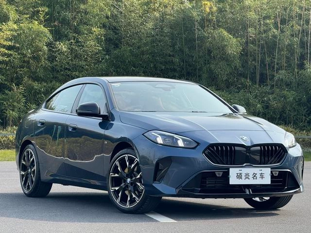 BMW 2 Series 2025 225L M Traje nocturno deportivo Yao exterior foto 3