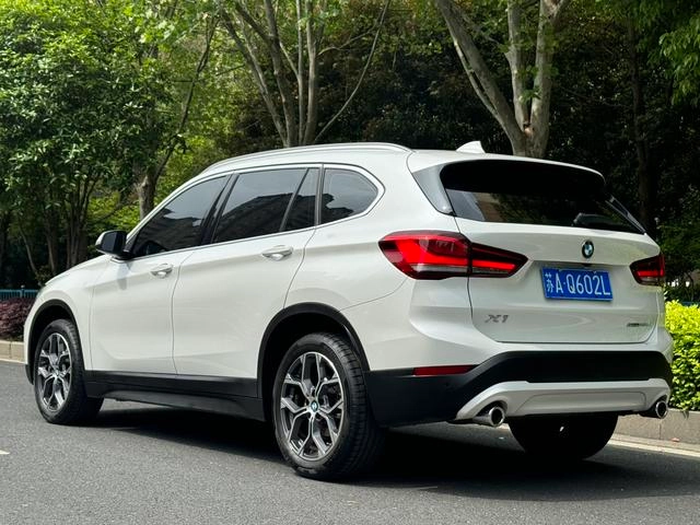 BMW X1 2020 xDrive25Li Premium Class exterior photo 5