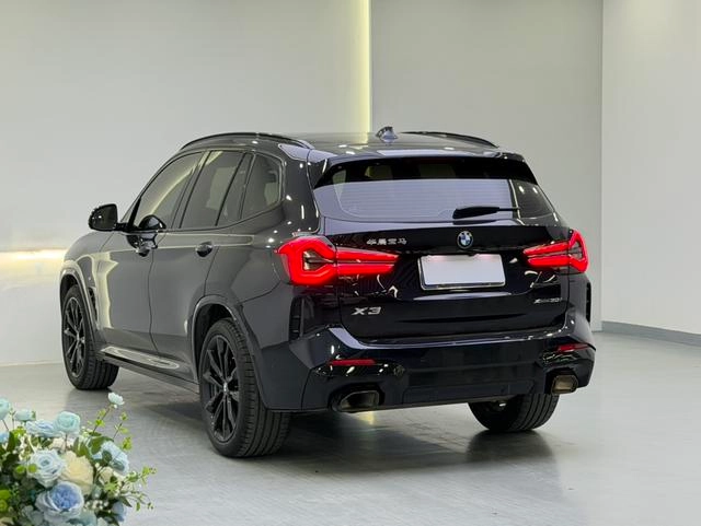 BMW X3 2022 xDrive30i Premium Class M Obsidian Night Suit exterior photo 6