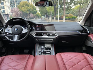 BMW X5 2022 xDrive 30Li M Conjunto deportivo exterior foto 5 BMW X5 2022 xDrive 30Li M Conjunto deportivo exterior foto 5