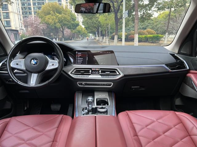 BMW X5 2022 xDrive 30Li M Conjunto deportivo exterior foto 5 BMW X5 2022 xDrive 30Li M Conjunto deportivo exterior foto 5