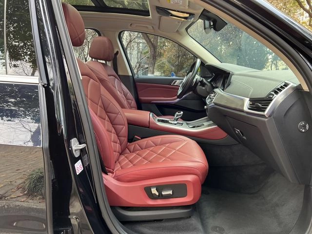 BMW X5 2022 xDrive 30Li M Conjunto deportivo exterior foto 9 BMW X5 2022 xDrive 30Li M Conjunto deportivo exterior foto 9