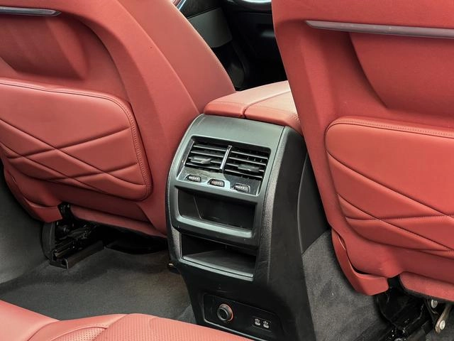 BMW X5 2022 xDrive 30Li M Conjunto deportivo interior foto 19 BMW X5 2022 xDrive 30Li M Conjunto deportivo interior foto 19
