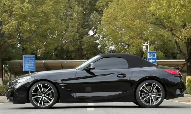 BMW Z4 2020 sDrive 25i Blaze Sun Limited Edition exterior photo 3