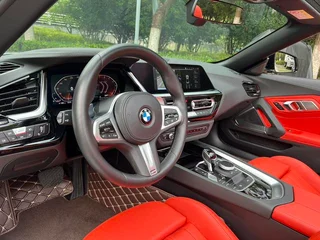 BMW Z4 2020 sDrive 25i Blaze Sun Limited Edition interior photo 6