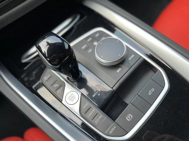 BMW Z4 2020 sDrive 25i Blaze Sun Limited Edition interior photo 9