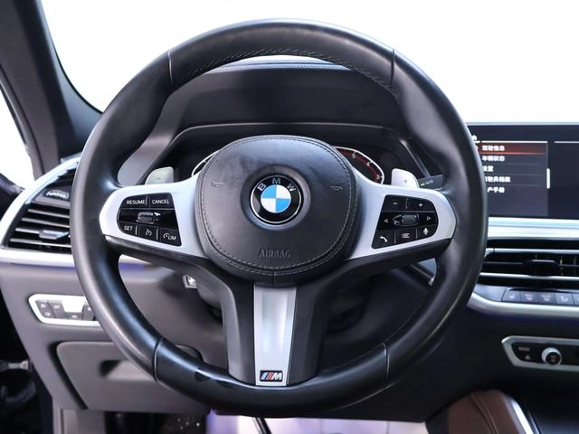BMW X6 2021 xDrive30i M Sports suit interior photo 17