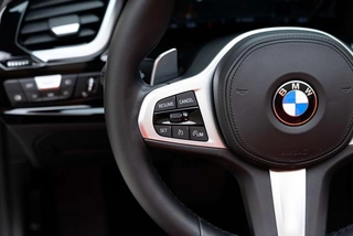 BMW Z4 2023 sDrive 25i M Conjunto deportivo interior foto 12