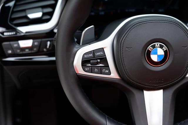 BMW Z4 2023 sDrive 25i M Conjunto deportivo interior foto 12