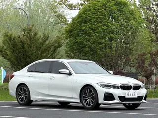 BMW 3 Series 2022 325Li M Sports suit exterior photo 3