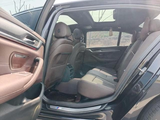 BMW 5 Series 2023 530Li Leading Type M Sports suit exterior photo 6