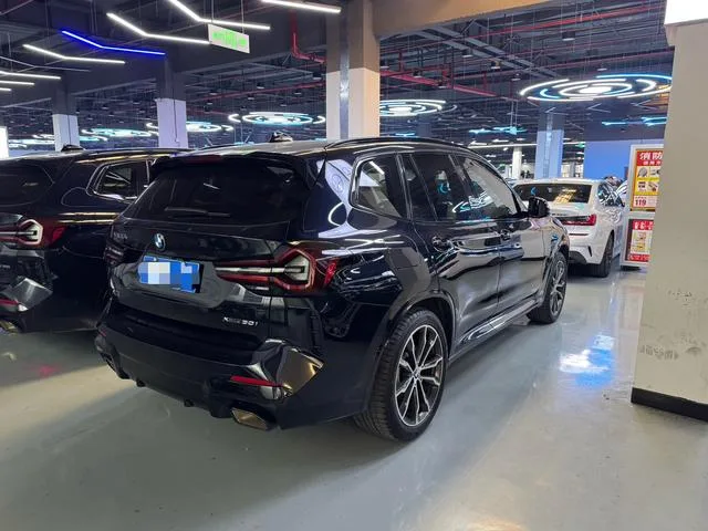 BMW X3 2023 xDrive30i Leader M Ensemble de nuit Yao intérieur photo 17