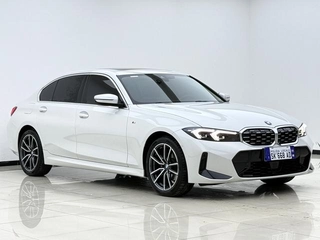 BMW 3 Series 2025 325Li M Conjunto deportivo exterior foto 3