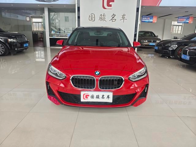 BMW 1 Series 2021 Restyling 120i M Sports version exterior photo 3