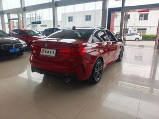 BMW 1 Series 2021 Restyling 120i M Sports version interior photo 6