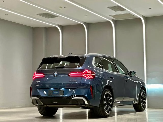 BMW X3 2025 xDrive30L Premium Class M Sports suit exterior photo 4