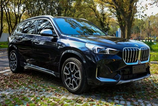 BMW X1 2025 sDrive25Li X Design Suit exterior photo 3 BMW X1 2025 sDrive25Li X Design Suit exterior photo 3