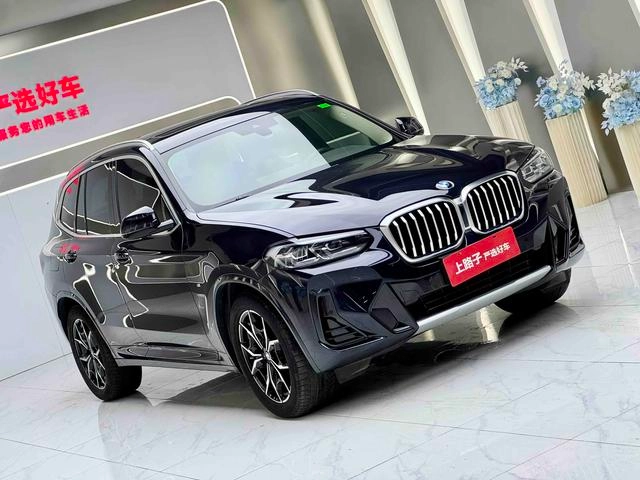 BMW X3 2022 xDrive25i M Sports suit exterior photo 3