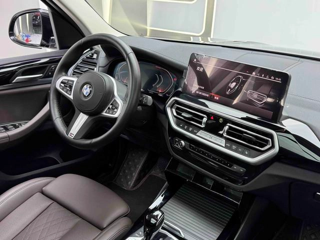 BMW X3 2022 xDrive25i M Sports suit exterior photo 8