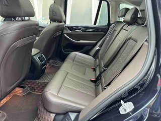 BMW X3 2022 xDrive25i M Sports suit interior photo 14