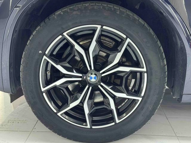 BMW X3 2022 xDrive25i M Sports suit interior photo 16