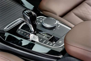 BMW X3 2022 xDrive25i M Sports suit interior photo 12