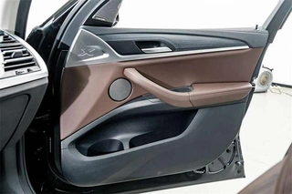 BMW X3 2022 xDrive25i M Sports suit interior photo 16
