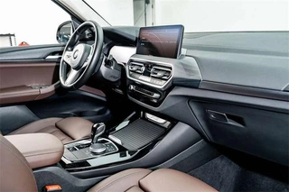 BMW X3 2022 xDrive25i M Sports suit interior photo 18