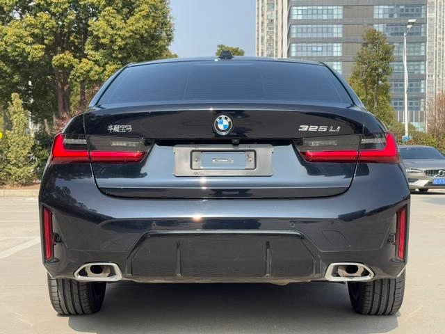 BMW 3 Series 2025 325Li M Sports suit exterior photo 6