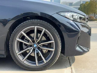 BMW 3 Series 2025 325Li M Sports suit exterior photo 9
