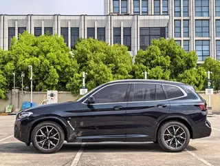 BMW X3 2022 xDrive25i M Conjunto deportivo exterior foto 3
