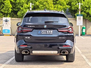BMW X3 2022 xDrive25i M Conjunto deportivo exterior foto 4