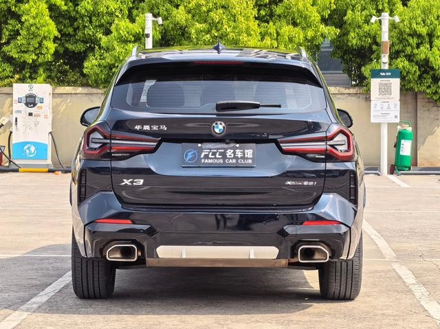 BMW X3 2022 xDrive25i M Conjunto deportivo exterior foto 4
