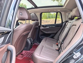 BMW X3 2022 xDrive25i M Conjunto deportivo exterior foto 8