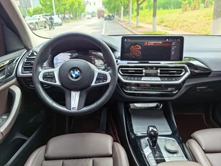 BMW X3 2022 xDrive25i M Conjunto deportivo exterior foto 9