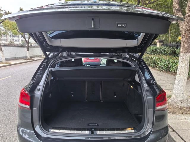 BMW X1 2022 sDrive25Li Leading Type interior photo 10 BMW X1 2022 sDrive25Li Leading Type interior photo 10