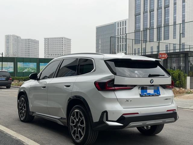 BMW X1 2025 sDrive25Li X Design Suit exterior photo 4