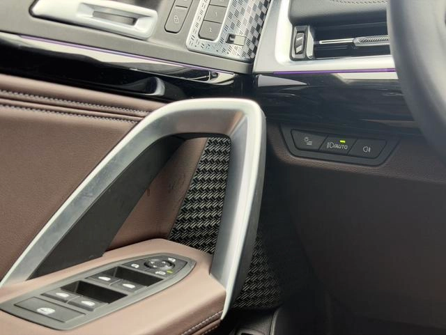 BMW X1 2025 sDrive25Li X Design Suit interior photo 19