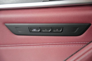 BMW 5 Series 2022 Restyling 530Li Leading Type M Sports suit interior photo 12