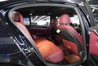 BMW 5 Series 2022 Restyling 530Li Leading Type M Sports suit interior photo 19