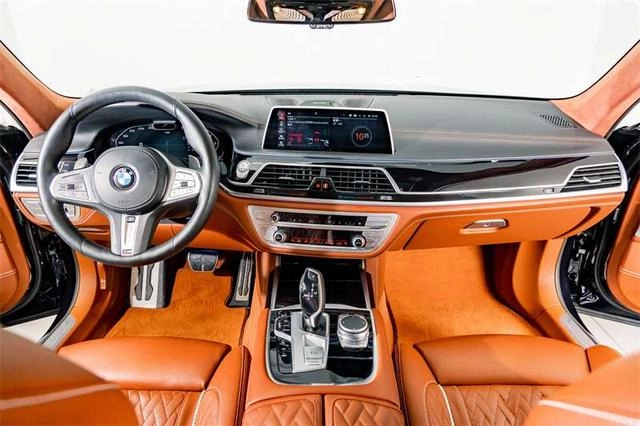 BMW 7 Series 2019 Restyling 750Li xDrive V8 M Sports suit interior photo 14