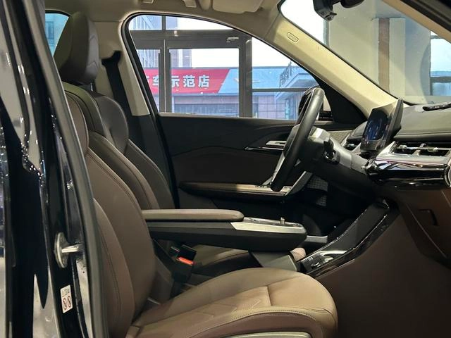 BMW X1 2023 sDrive25Li X Design Suit exterior photo 8